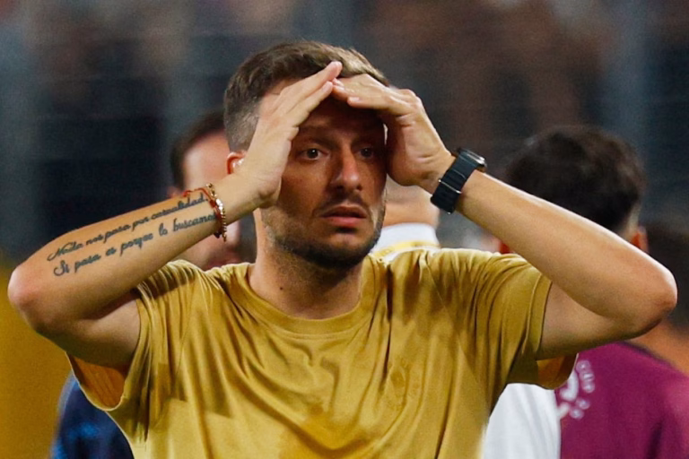 Martín Anselmi en la mira del Cruz Azul mientras los aficionados celebran la posible salida del Porto