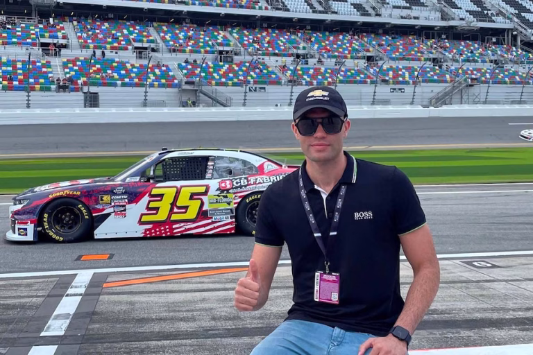De la icónica saga de videojuegos a la oportunidad de correr en Daytona: el argentino que aspira a dejar su huella en la NASCAR