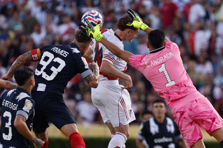 River enfrenta a Monterrey en busca de clasificación en la segunda mitad del torneo