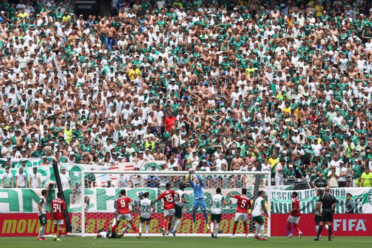 suspensión y reanudación del evento: razones y fechas clave para estar informado