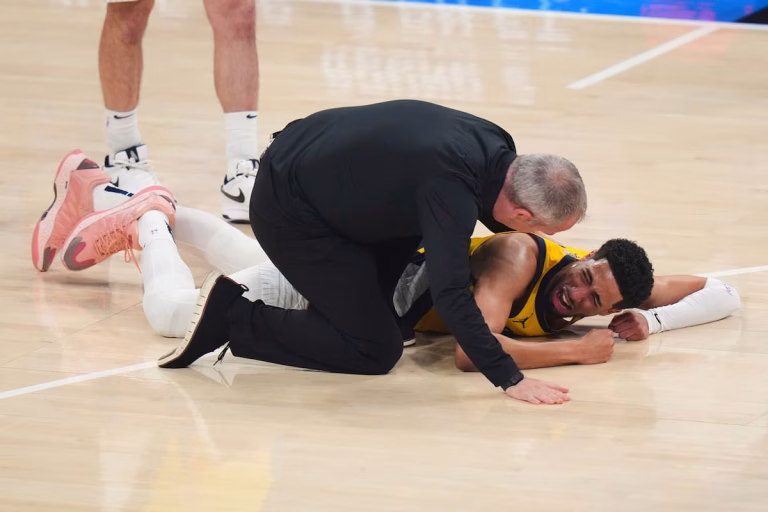 Lesión impactante de estrella de los Pacers conmueve las finales de la NBA