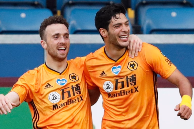 Falleció Diogo Jota: explorando su vínculo con Raúl Jiménez más allá del vestidor del Wolverhampton