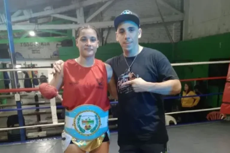 Zamira Beber se quedó con el cinturón entrerriano tras una dura pelea ante el español de Argentina