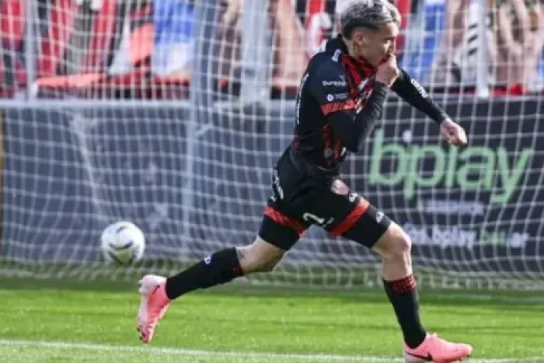 Lucha del Patronato para vencer a Arsenal en el Grella