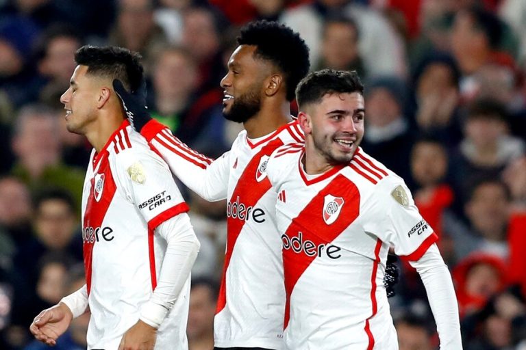 River Plate podría vender a Santiago Simón al Toluca de la Liga MX: detalles y beneficios de la negociación