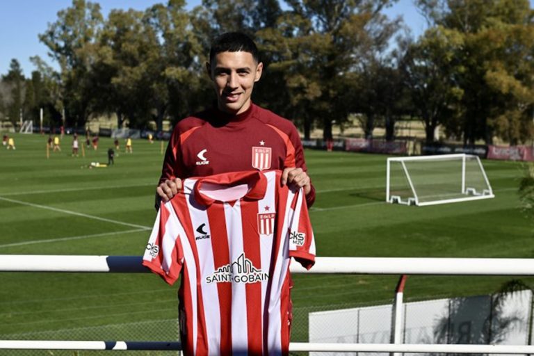 Leo Suárez regresa al fútbol argentino tras once años en Europa, después de su breve paso por Boca Juniors