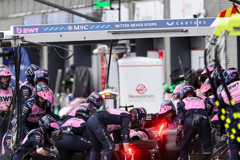 Demoras sorprendentes de Alpine en boxes desatan la reacción de Colapinto en el Gran Premio de Hungría