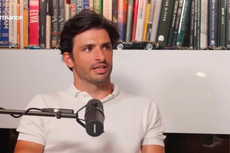 Carlos Sainz habla de su salida de Ferrari: “Me costó una semana asimilarlo” y su impacto en su vida y carrera