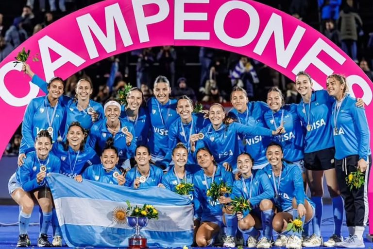 Las Leonas se coronan campeonas de la Copa Panamericana con un impresionante 3-0 sobre Estados Unidos; Los Leones ganan 10-0