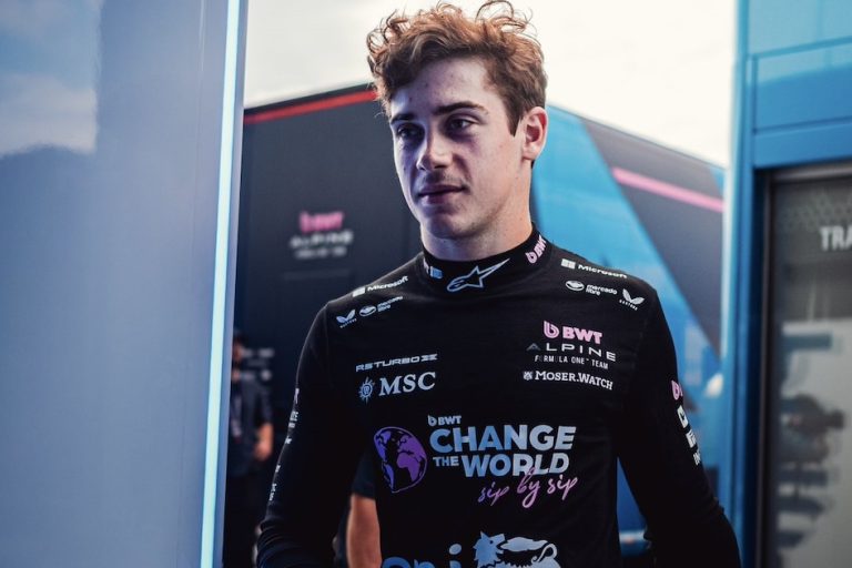 Colapinto: 10 motivos que lo posicionan como candidato a ser piloto titular en la Fórmula 1 en 2026