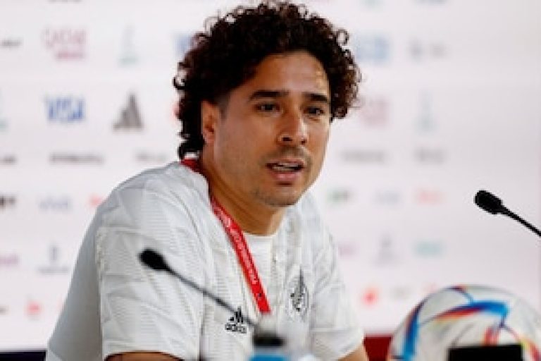 Prensa de Chipre critica duramente a Memo Ochoa tras recibir cinco goles en su debut en el fútbol europeo