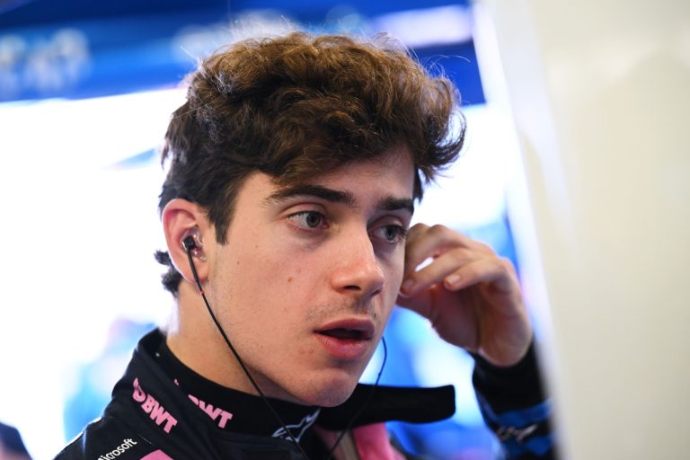 Colapinto choca y queda afuera en la Q1 de Bakú