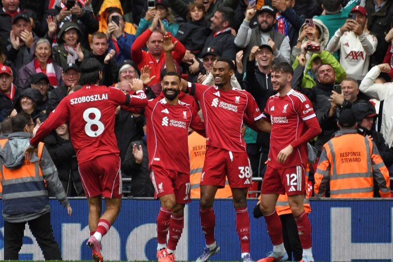 Liverpool sigue de racha: festejó ante Everton en el clásico y se mantiene invicto