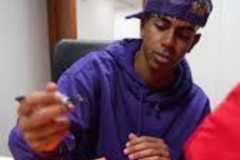 ¿Por qué Lamine Yamal ya no hace más firmas de autógrafos?