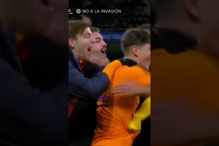 Video: ¿SE ACORDABAN DE ESTE GOLAZO EN EL CLÁSICO ESPAÑOL? #Shorts