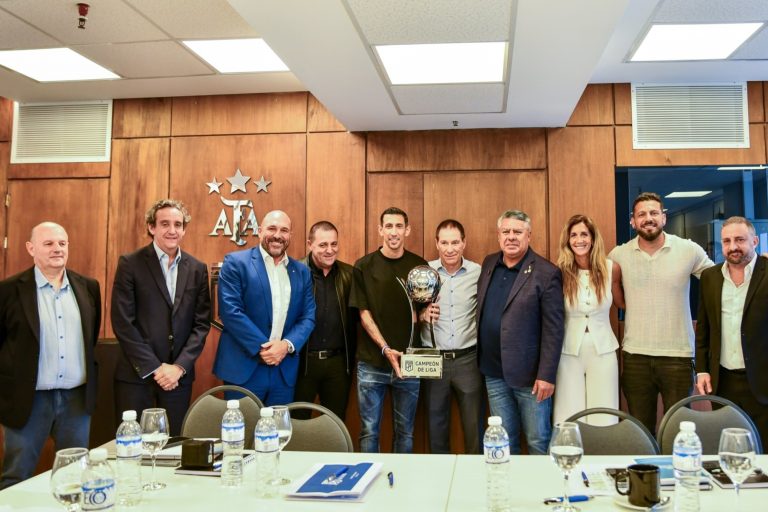 Cuestionario sobre el controvertido título de Central