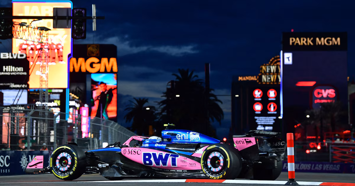 Antes de la clasificación, Franco Colapinto encara la última tanda del GP de Las Vegas y busca afinar el ritmo en el segundo día en vivo