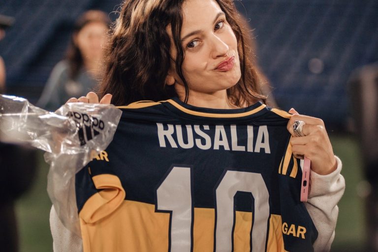 La artista mundial que pasó por La Bombonera antes del partido con Argentinos