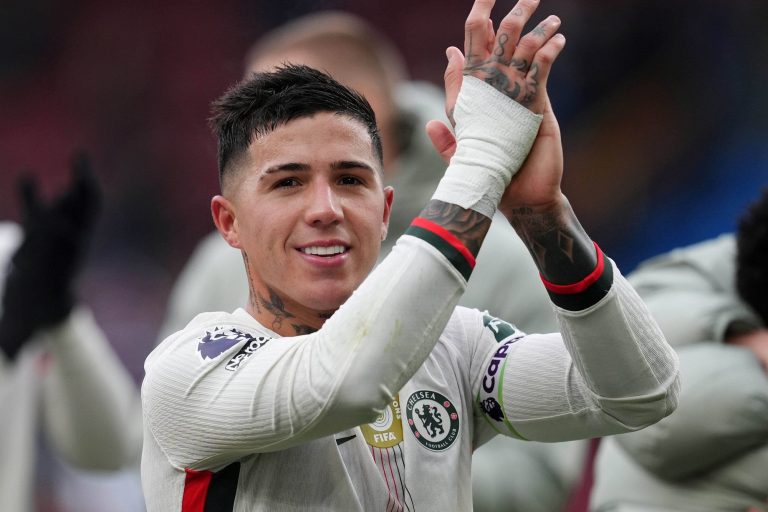 Partidos de hoy, martes 25 de noviembre: horarios y dónde ver fútbol en vivo