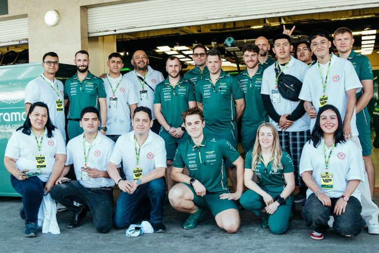 Por qué Aston Martin está en la búsqueda de la nueva camada de mecánicos de F1