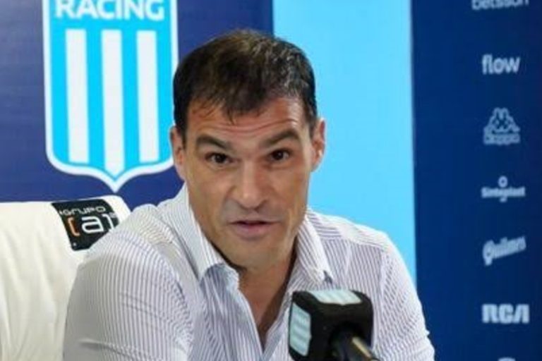 Saja dio la opinión de Racing sobre el futuro de Sosa y se refirió a los contratos que están por vencer