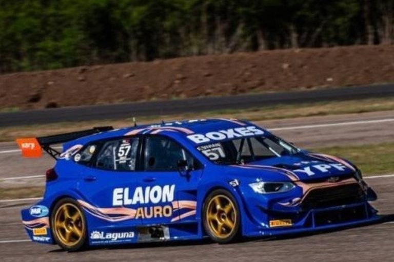 Franco Vivian se llevó su sexta pole en el TC2000 y estableció un nuevo récord en Salta