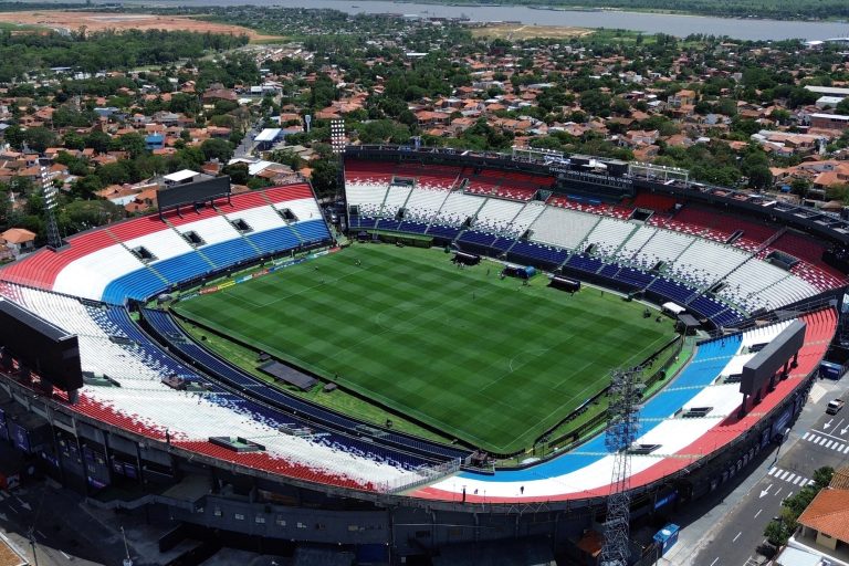 Accesos para los hinchas de Lanús al Defensores del Chaco