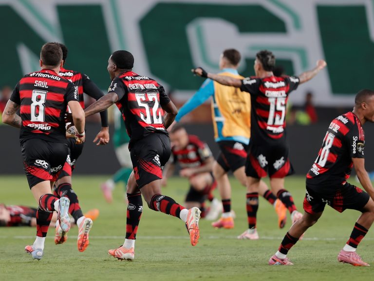 Los campeones que se llevaron la final contra River y repitieron la Libertadores en el Monumental de Lima