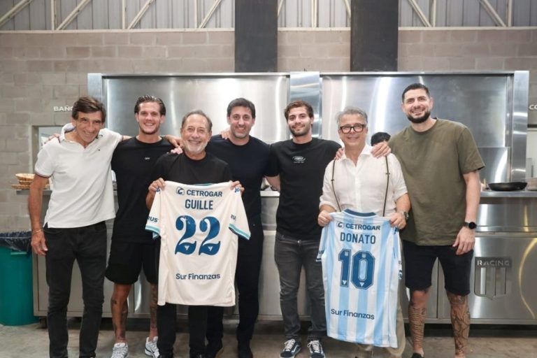 Antes del partido con River, la cena especial de Racing con Francella y Donato de Santis