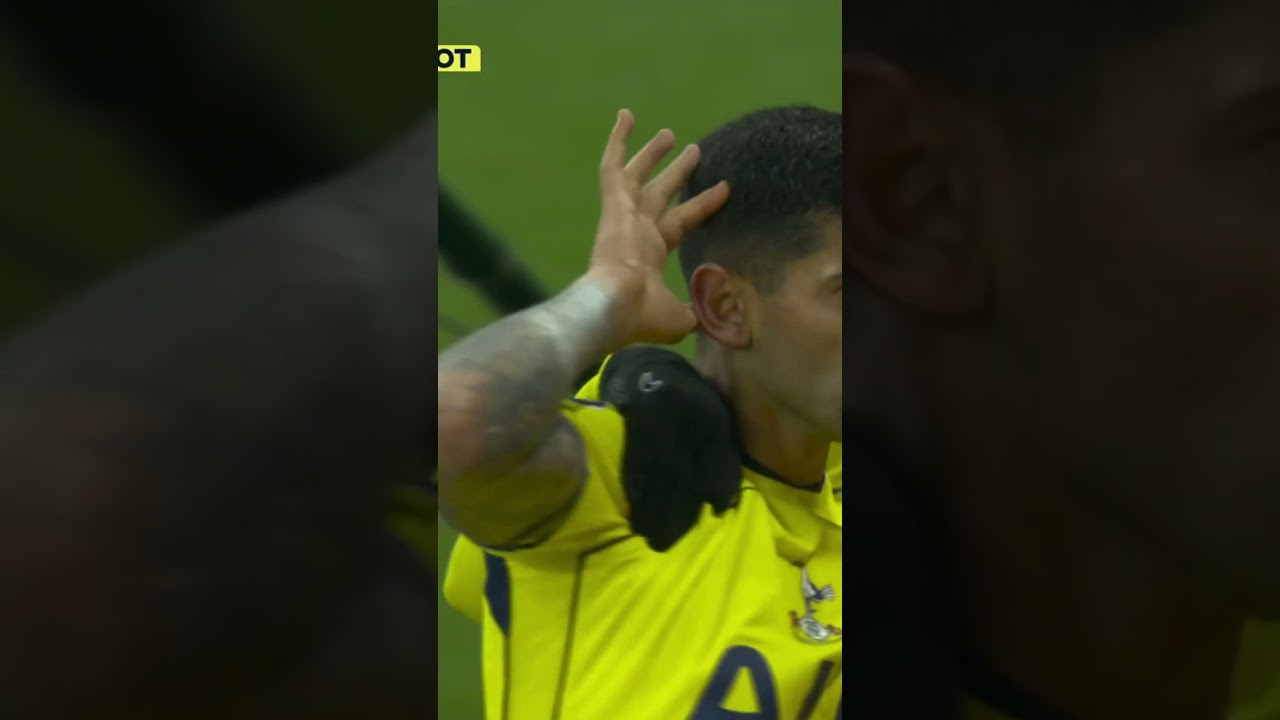 Video: ¡SIEMPRE CUTI! Cristian Romero marcó el empate ante Newcastle y metió mil festejos | #Shorts