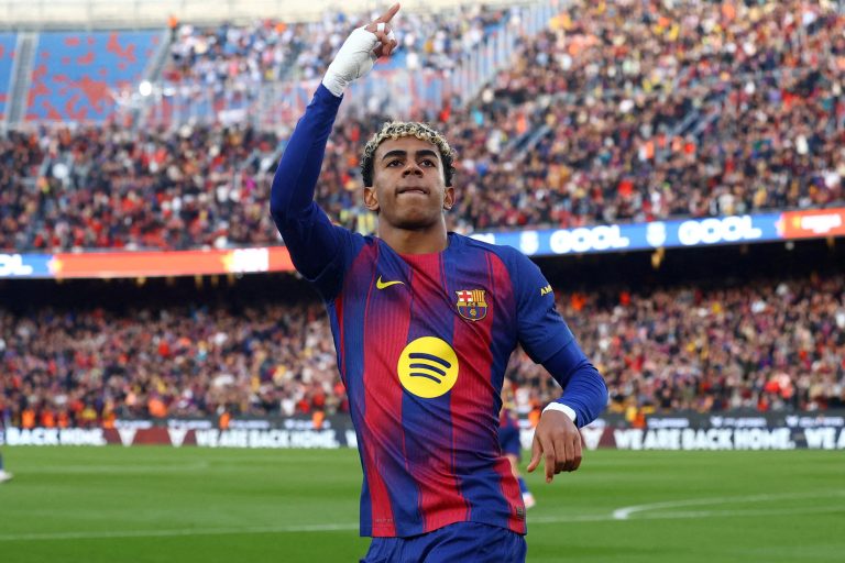 Fútbol de hoy, martes 2 de diciembre: horarios y dónde ver los partidos en vivo