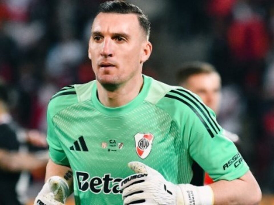 Armani, del fastidio por el flojo 2025 de River a la búsqueda de una nueva alegría