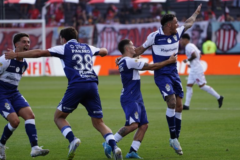 Gimnasia y la increíble racha que lo sacó de la zona de descenso y lo metió en las semis del Clausura contra Estudiantes